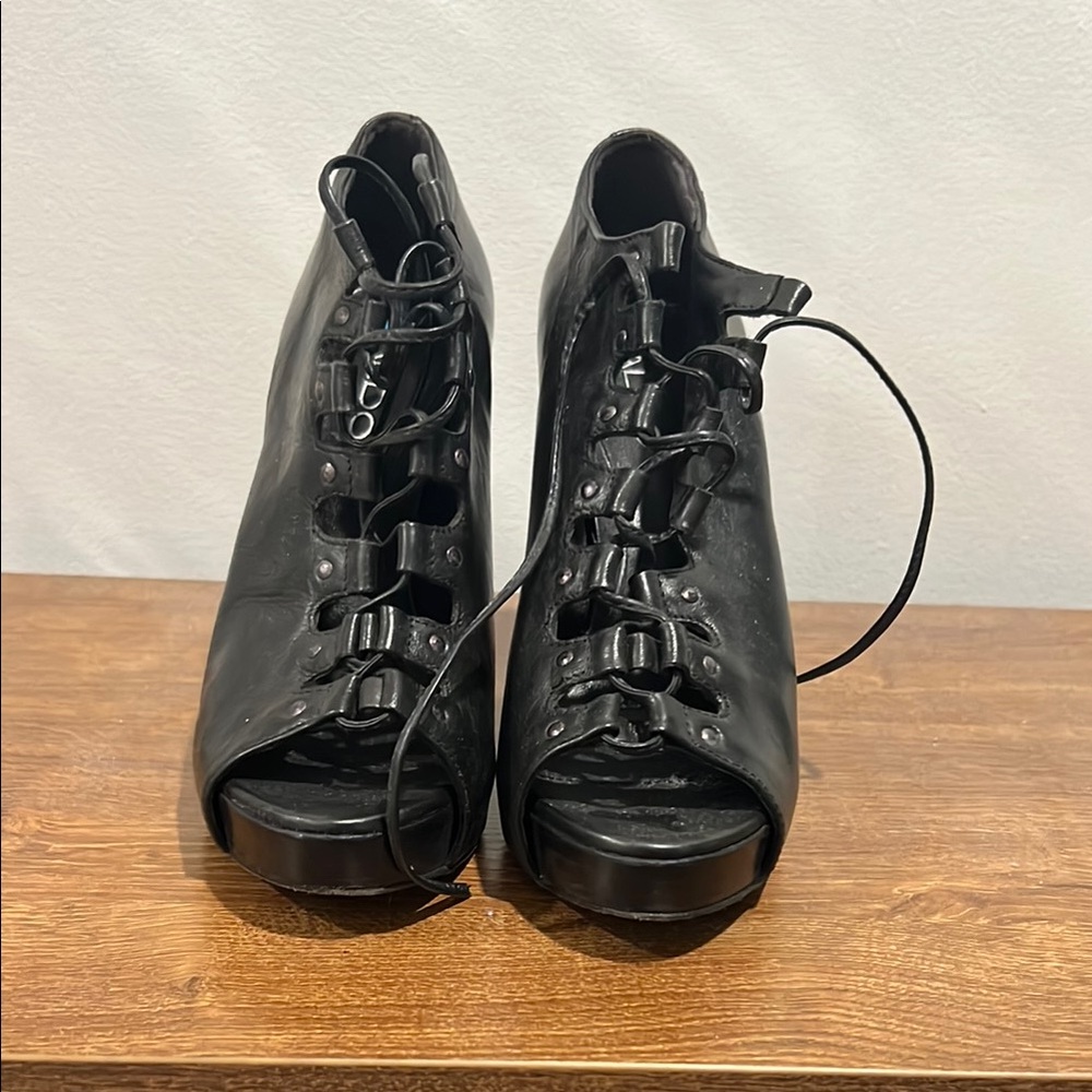 Black Women's Peep Toe Lace-Up Shoes